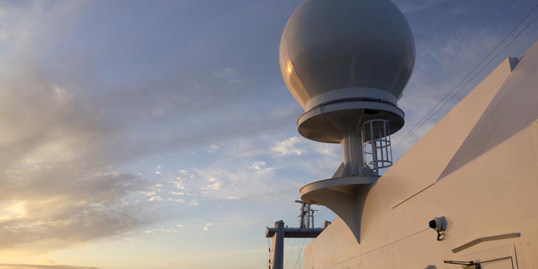 Comment déployer la VSAT au sein de votre entreprise maritime ?